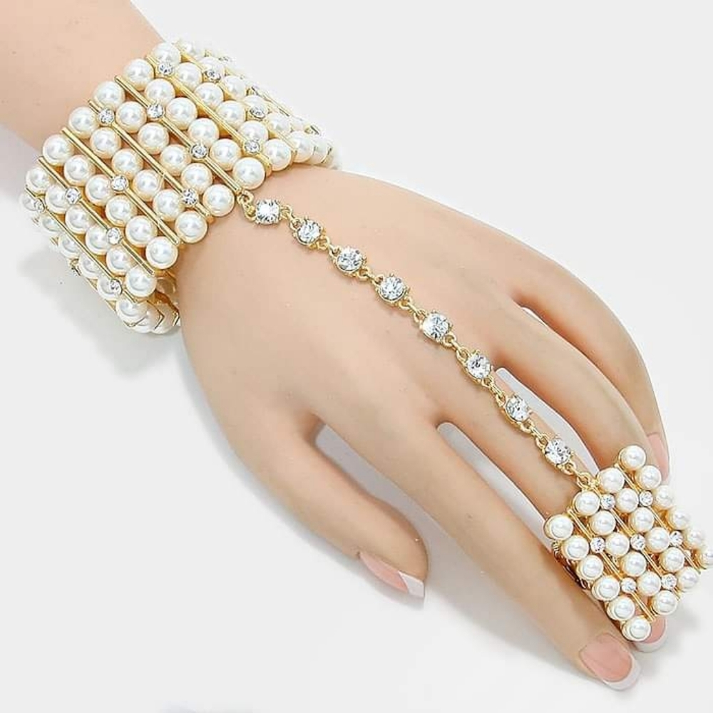 Gold Pearl HandChain